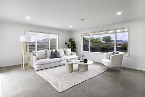 Photo of property in 1 Whitney Place, Rototuna North, Hamilton, 3210