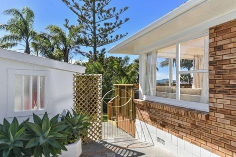 Photo of property in 3/16 Margaret Place, Milford, Auckland, 0620