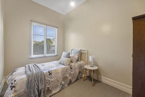 Photo of property in 60 Nelson Street, Forbury, Dunedin, 9012