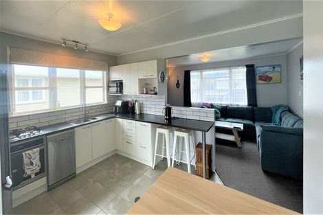 Photo of property in 11 Ferguson Street, Levin, 5510