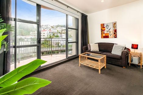 Photo of property in Atrium Towers, 5o/154 The Terrace, Wellington Central, Wellington, 6011