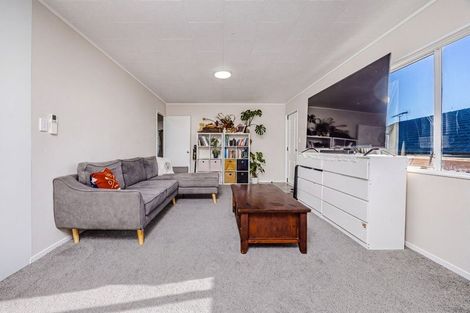 Photo of property in 95 Sykes Road, Weymouth, Auckland, 2103