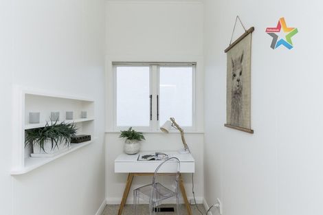 Photo of property in 284 Karori Road, Karori, Wellington, 6012