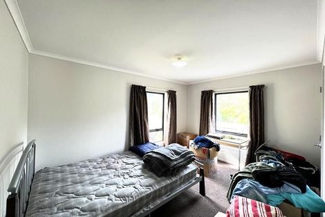 Photo of property in 32 Tutuwhatu Crescent, Weymouth, Auckland, 2103