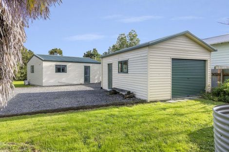 Photo of property in 13 Station Street, Woodville, 4920