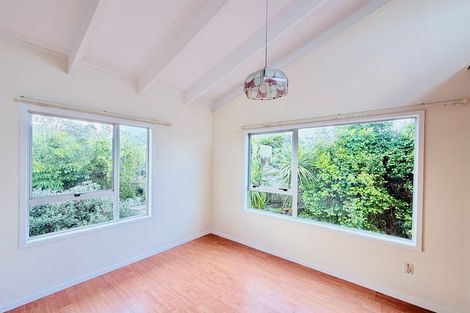 Photo of property in 152 Weatherly Road, Torbay, Auckland, 0630