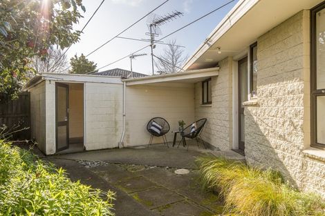 Photo of property in 2/48 Jeffreys Road, Fendalton, Christchurch, 8052