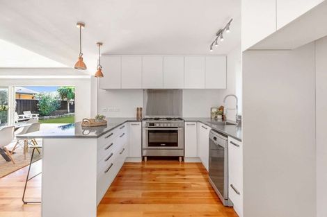 Photo of property in 14 Waimarie Street, Pegasus, 7612