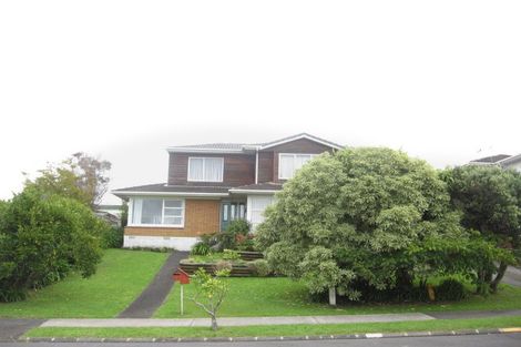 Photo of property in 19 Harford Place, Pakuranga Heights, Auckland, 2010