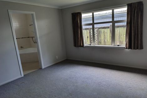 Photo of property in 4a Berkley Avenue, Hillcrest, Hamilton, 3216