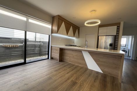 Photo of property in 36 Tihema Lane, Westgate, Auckland, 0614