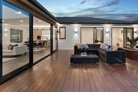 Photo of property in 50 Riverhead Point Drive, Riverhead, 0820