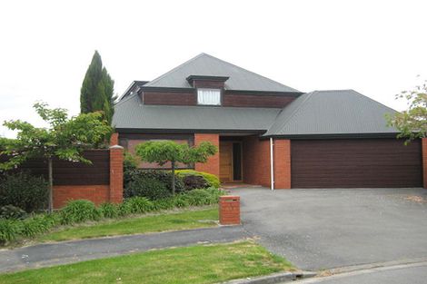 Photo of property in 27 Thornwood Place, Redwood, Christchurch, 8051