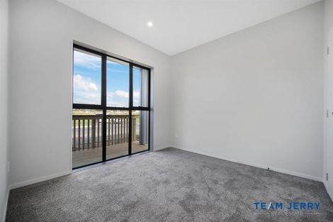 Photo of property in 25 Huringa Road, Karaka, Papakura, 2113