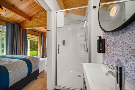 Photo of property in 460 Haringa Road, Carrington, Carterton, 5791