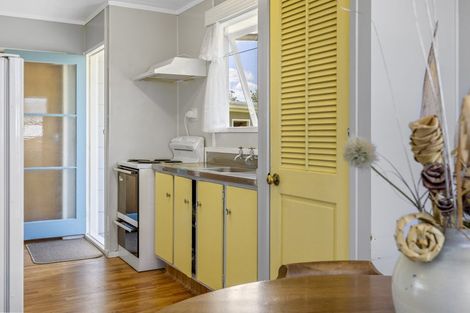 Photo of property in 103 Richmond Avenue, Richmond Heights, Taupo, 3330