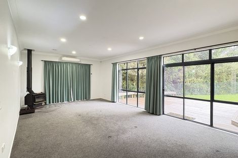 Photo of property in 30 Royal View Road, Te Atatu South, Auckland, 0610