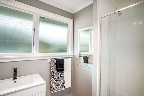 Photo of property in 150 Pacific Road, North New Brighton, Christchurch, 8083