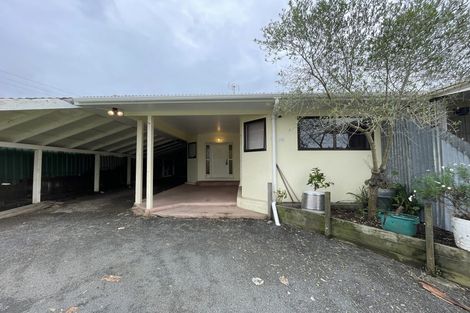 Photo of property in 32a Te Atatu Road, Te Atatu South, Auckland, 0610