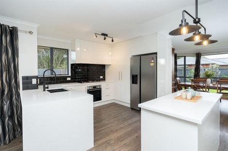 Photo of property in 4 Kingsbury Court, Rototuna North, Hamilton, 3210