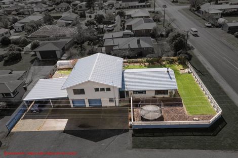 Photo of property in 226 Park Street, Winton, 9720