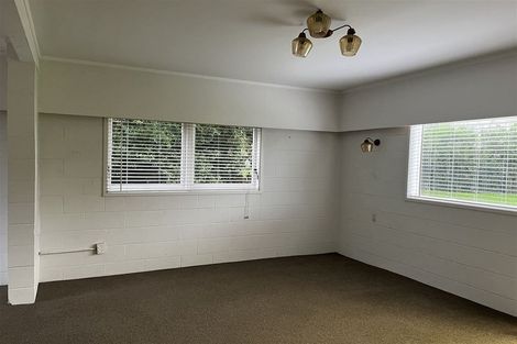 Photo of property in 9 La Perouse Street, Botany Downs, Auckland, 2010