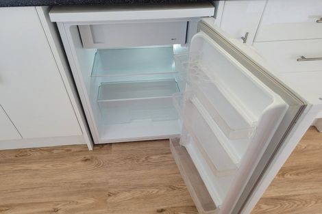 Photo of property in 13 Oku Street, Island Bay, Wellington, 6023