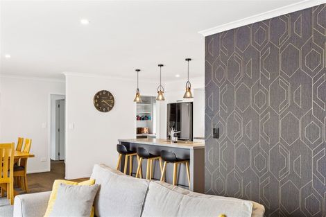 Photo of property in 22a Raelene Place, Massey, Auckland, 0614