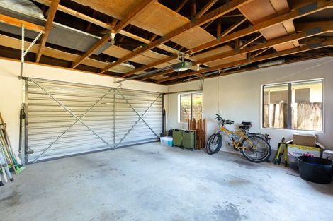 Photo of property in 21 Arbor-lea Avenue, Richmond, 7020