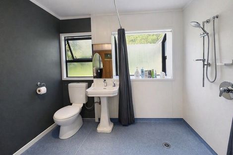 Photo of property in 43 Great North Road, Waipawa, 4210