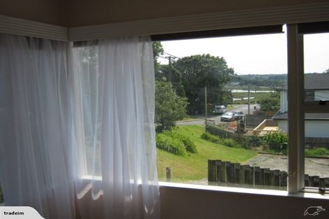 Photo of property in 1/25 Sydney Street, Hauraki, Auckland, 0622