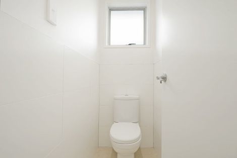 Photo of property in 56 Fitzwater Place, Henderson, Auckland, 0612