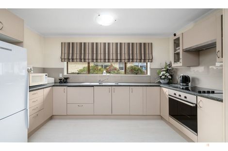 Photo of property in 6 Bond Street, Waimate, 7924