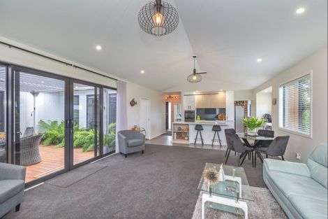 Photo of property in 26 Ohau Gravels Way, Ohau, Levin, 5570