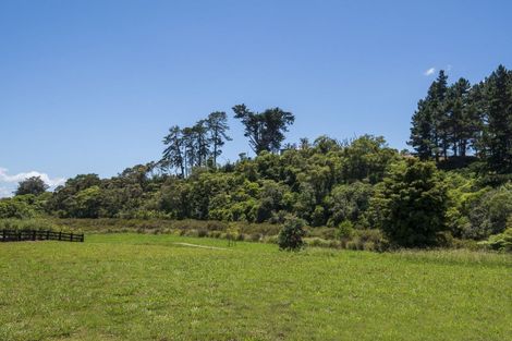 Photo of property in 10 Woodlanding Road, Whitford, 2571