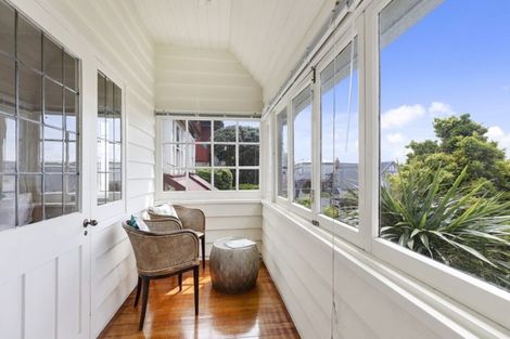 Photo of property in 20 Talavera Terrace, Kelburn, Wellington, 6012