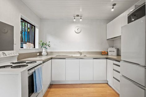 Photo of property in 5b Wye Place, Fernhill, Queenstown, 9300