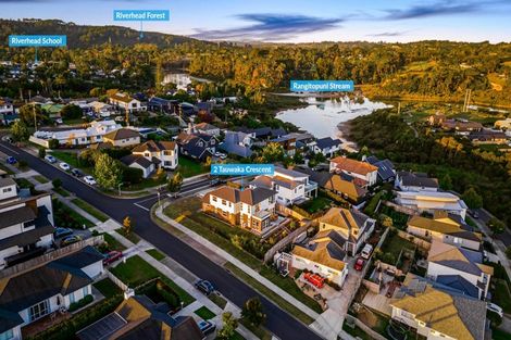 Photo of property in 2 Tauwaka Crescent, Riverhead, 0820