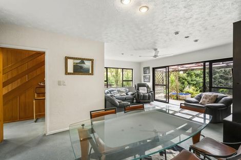 Photo of property in 1/5 Flavia Close, Torbay, Auckland, 0630