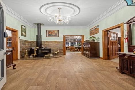 Photo of property in 6 Wallace Road, Ranui, Auckland, 0612