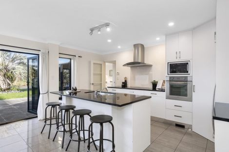 Photo of property in 37 Oriental Parade, Papamoa Beach, Papamoa, 3118