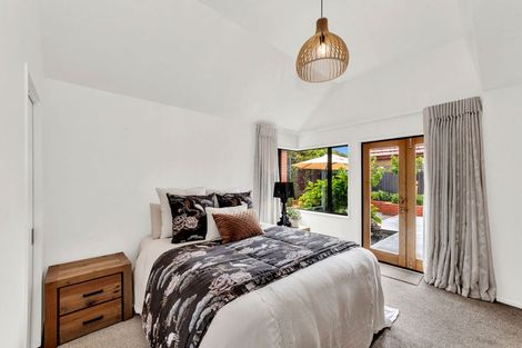 Photo of property in 9 Clyde Road, Upper Riccarton, Christchurch, 8041