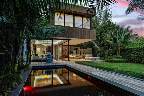 Photo of property in 39 Dryden Street, Grey Lynn, Auckland, 1021