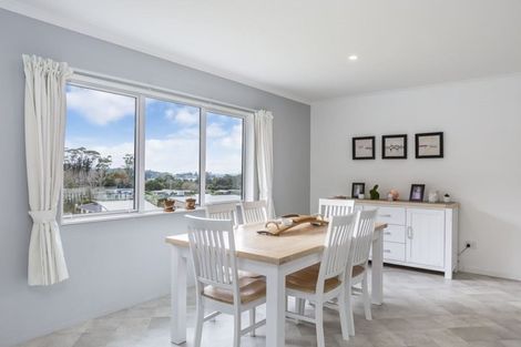 Photo of property in 12 Kuaka Crescent, Mangawhai, 0505