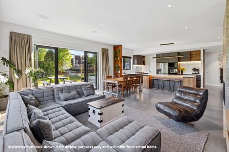 Photo of property in 4 Takahe Lane, Wanaka, 9305