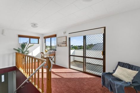 Photo of property in 26 Flanders Avenue, Onekawa, Napier, 4110