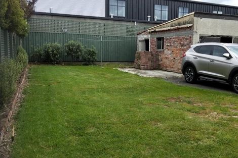 Photo of property in 495 Featherston Street, Roslyn, Palmerston North, 4414