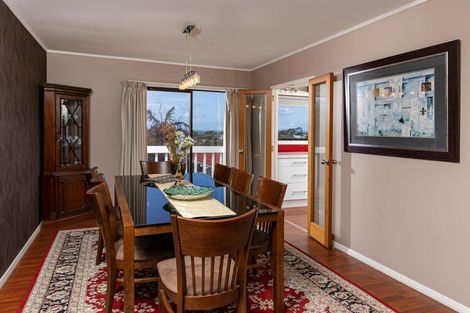 Photo of property in 2 Sandford Street, Campbells Bay, Auckland, 0630