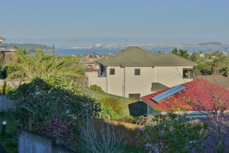 Photo of property in 145f Hobsonville Road, West Harbour, Auckland, 0618