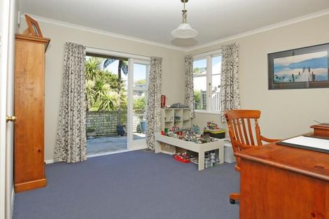 Photo of property in 82 Calcutta Street, Khandallah, Wellington, 6035